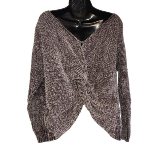 SUPER Soft Sweater ❤️ - Picture 2 of 5